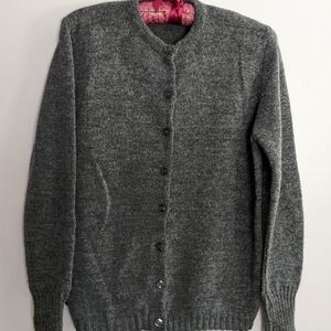 𝅺VINTAGE 1950s/60s Orlon Acrylic Cardigan Sweater Medium Gray Button Down